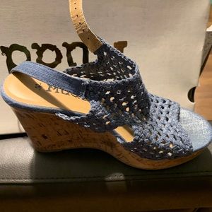 Mudd Blue Wedges